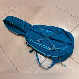 PATAGONIA Atom 8L Sling